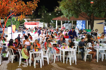 FEIRA DA LUA MOVIMENTA PRAÇA DA MATRIZ NESTE ÚLTIMO FINAL DE SEMANA EM FLORÍNEA