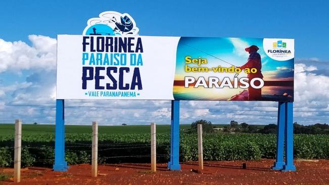 FLORÍNEA INSTALA NOVO OUTDOOR COMO CIDADE TURÍSTICA PARAÍSO DA PESCA