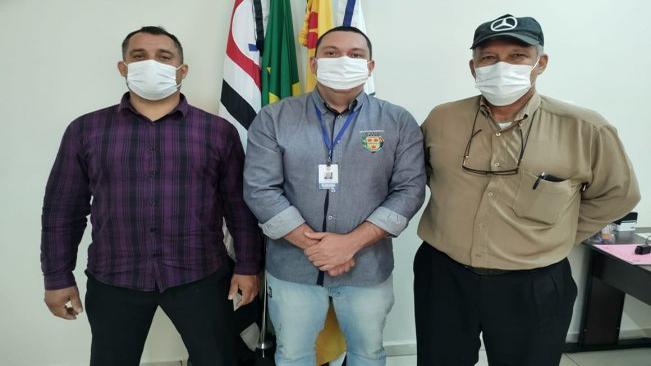SECRETÁRIO DE CULTURA E TURISMO REALIZA REUNIÃO COM O PRESIDENTE DA COLÔNIA DE PESCADORES DO VALE DO PARANAPANEMA